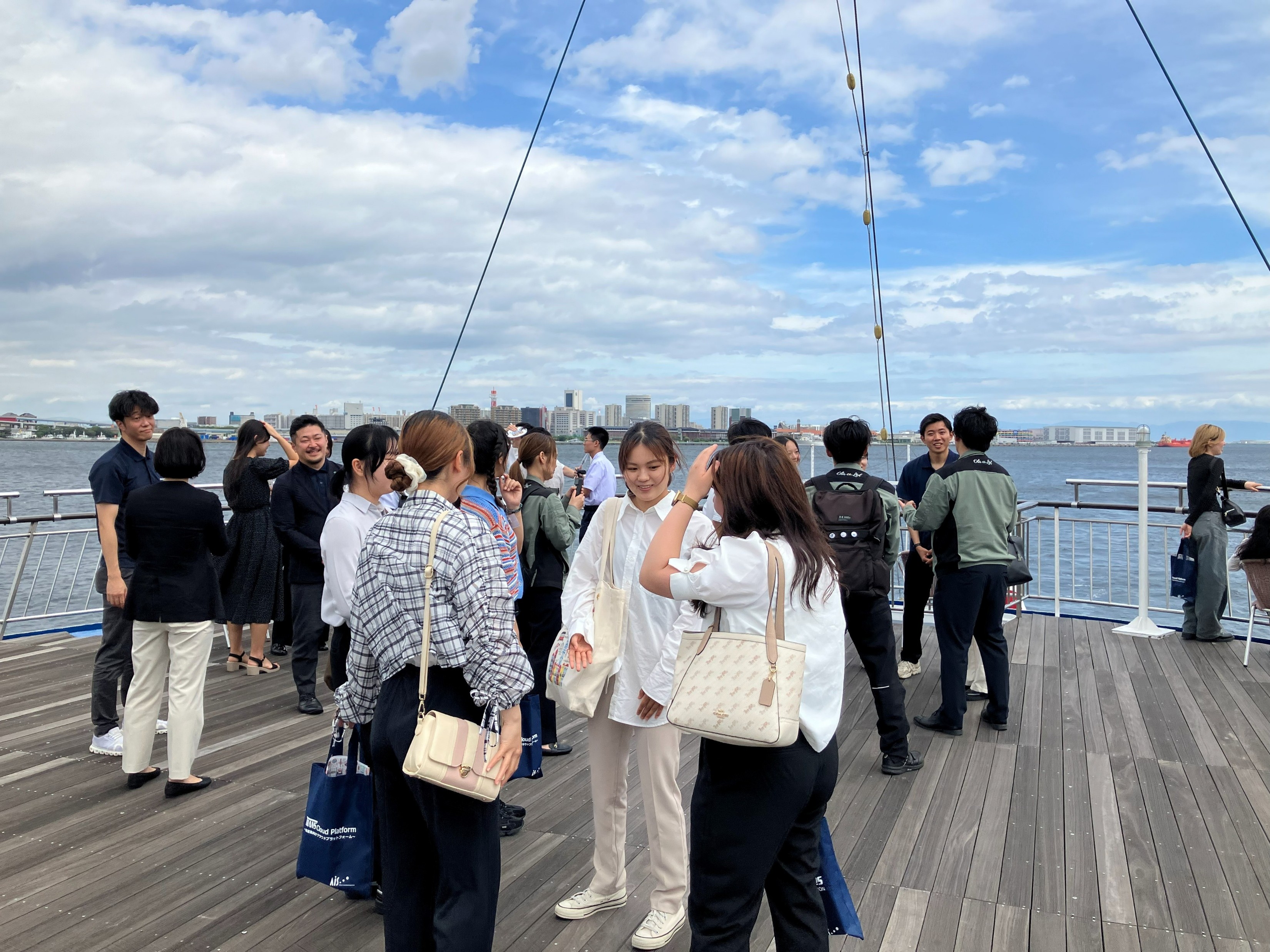 海事クラスター交流会in神戸クルーズ_デッキ交流